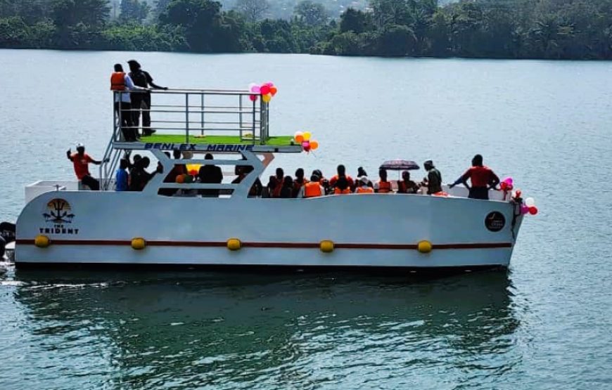 Volta River Adventure: Akosombo Cruise, Adomi Bridge Walk & Shai Hills Monkey Watch